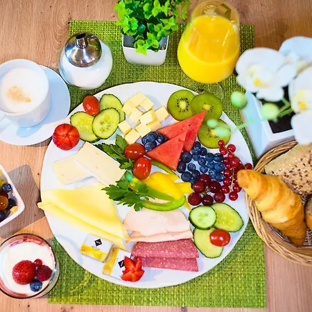 Hotel Emmerich 2* Winningen