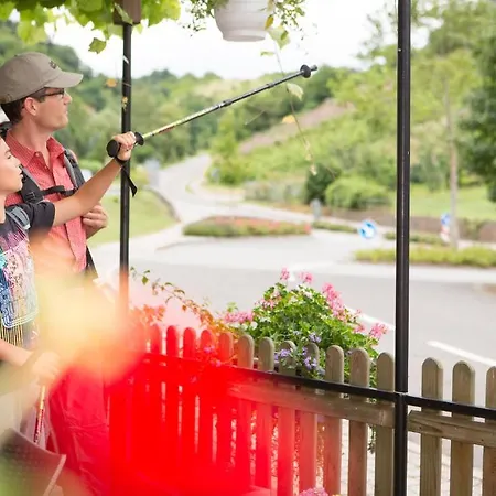 Ξενοδοχείο Emmerich 2*